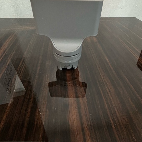 Gray Hair Styling Attachment - Picture 2 of 5